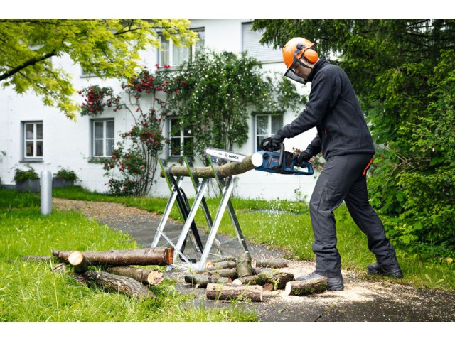 Akumulatorska verižna žaga Bosch GKE 18V-40, 06008D3001